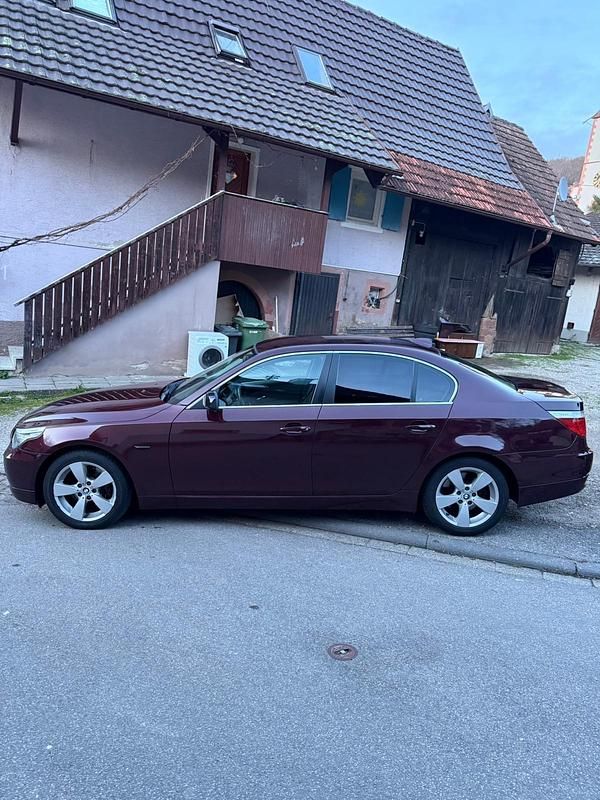 Gebraucht BMW 525 218 PS (160 kW) 2008 Andere farben Limousine