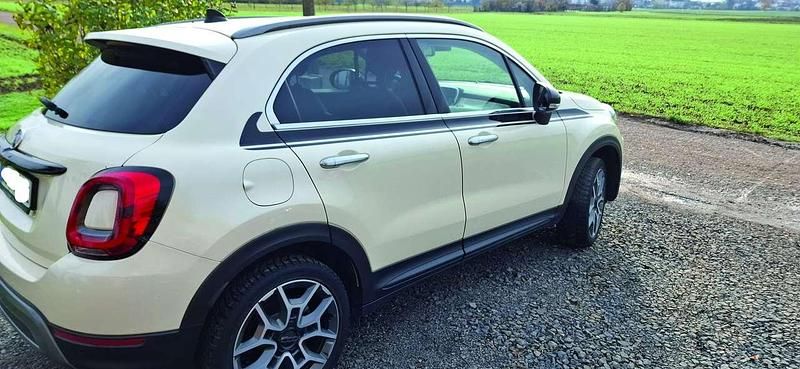 Weiß Gebraucht 2019 Fiat 500X S SUV | 17.990 € (Fairer Preis) - Bild 1/4