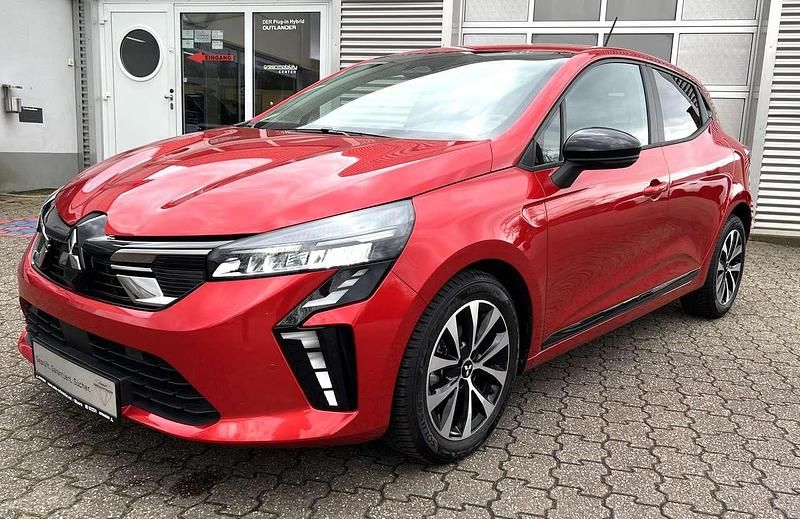 Gebraucht Mitsubishi Colt Plus 67 PS (49 kW) 2024 Aurorarot (m) Kleinwagen