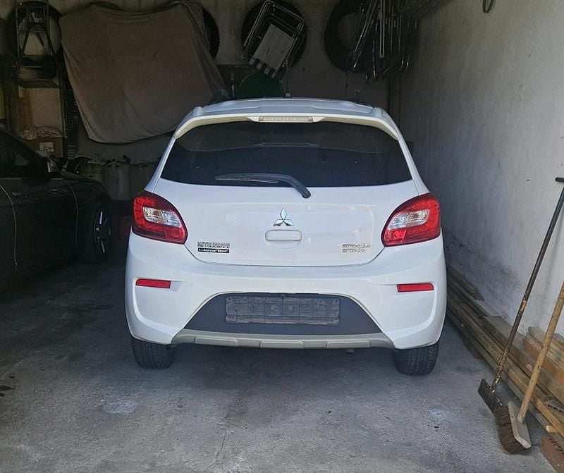 Gebraucht Mitsubishi Space Star 80 PS (58 kW) 2018 Weiß Kleinwagen