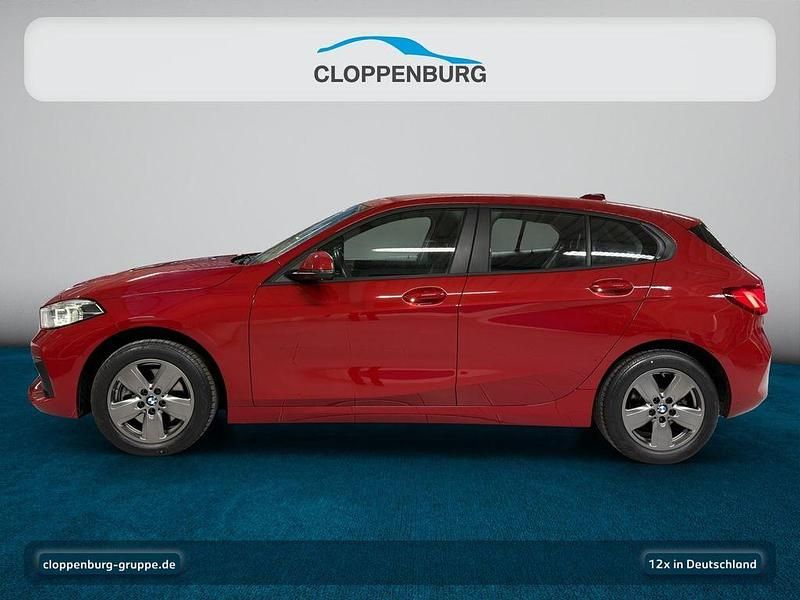 Gebraucht BMW 118 Sport Line 136 PS (100 kW) 2023 Melbourne red Kleinwagen