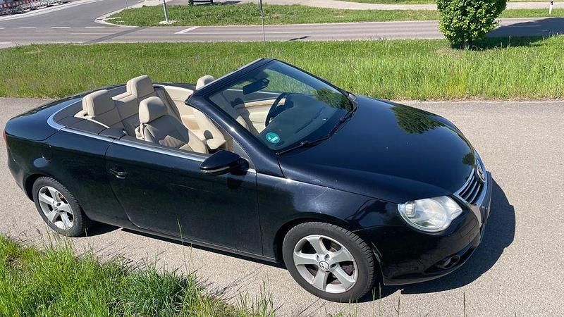 Gebraucht VW Eos Sport 160 PS (117 kW) 2009 Deep black perleffekt Cabrio