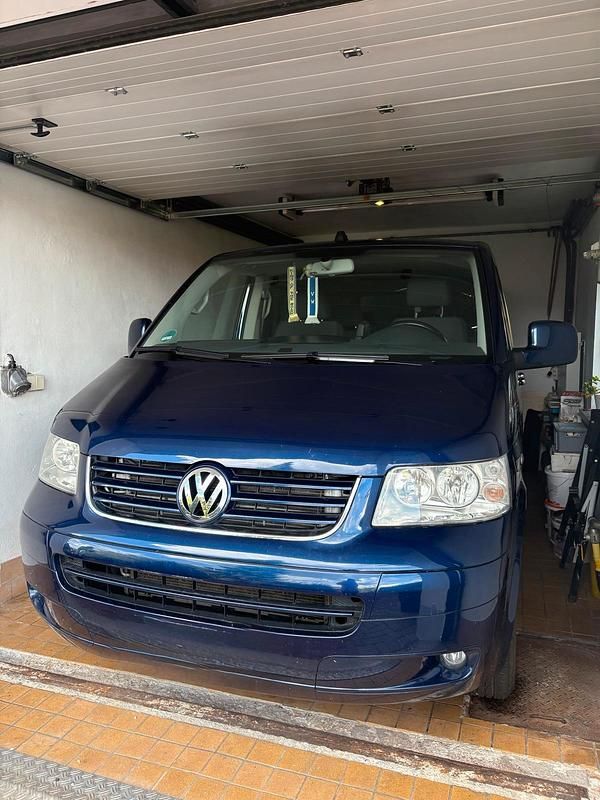 Blau Gebraucht 2003 VW Multivan Van / Kleinbus | 13.000 € - Bild 1/4
