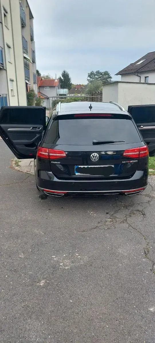 Usata VW Passat 239 CV (175 kW) 2015 Nero Station wagon