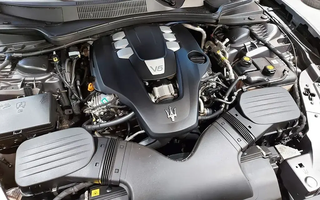 Gebraucht Maserati Ghibli 349 PS (256 kW) 2018 Grau Limousine