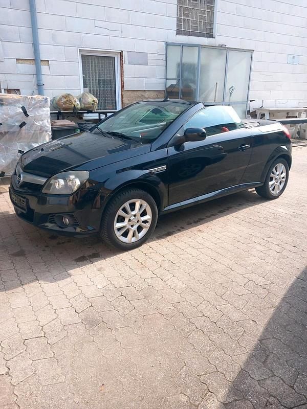 Gebraucht Opel Tigra 90 PS (66 kW) 2005 Schwarz Cabrio
