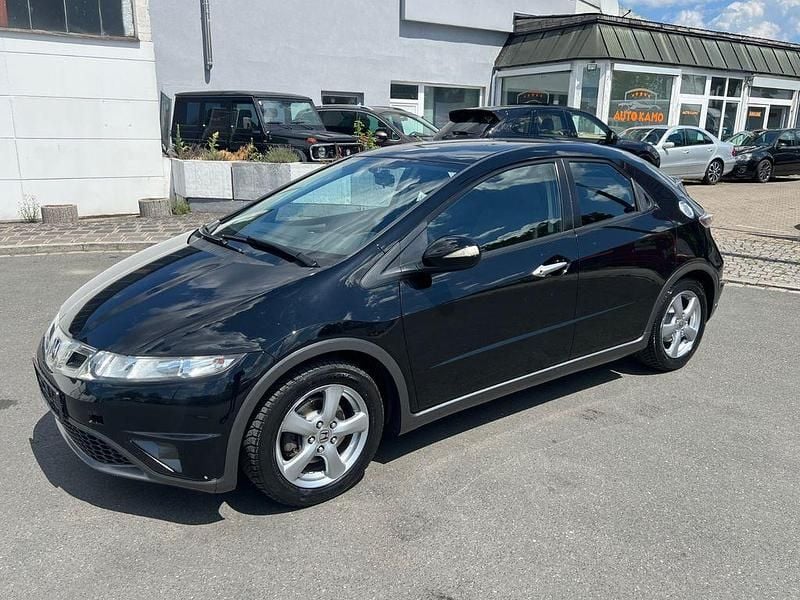 Gebraucht Honda Civic 99 PS (72 kW) 2011 Schwarz Limousine