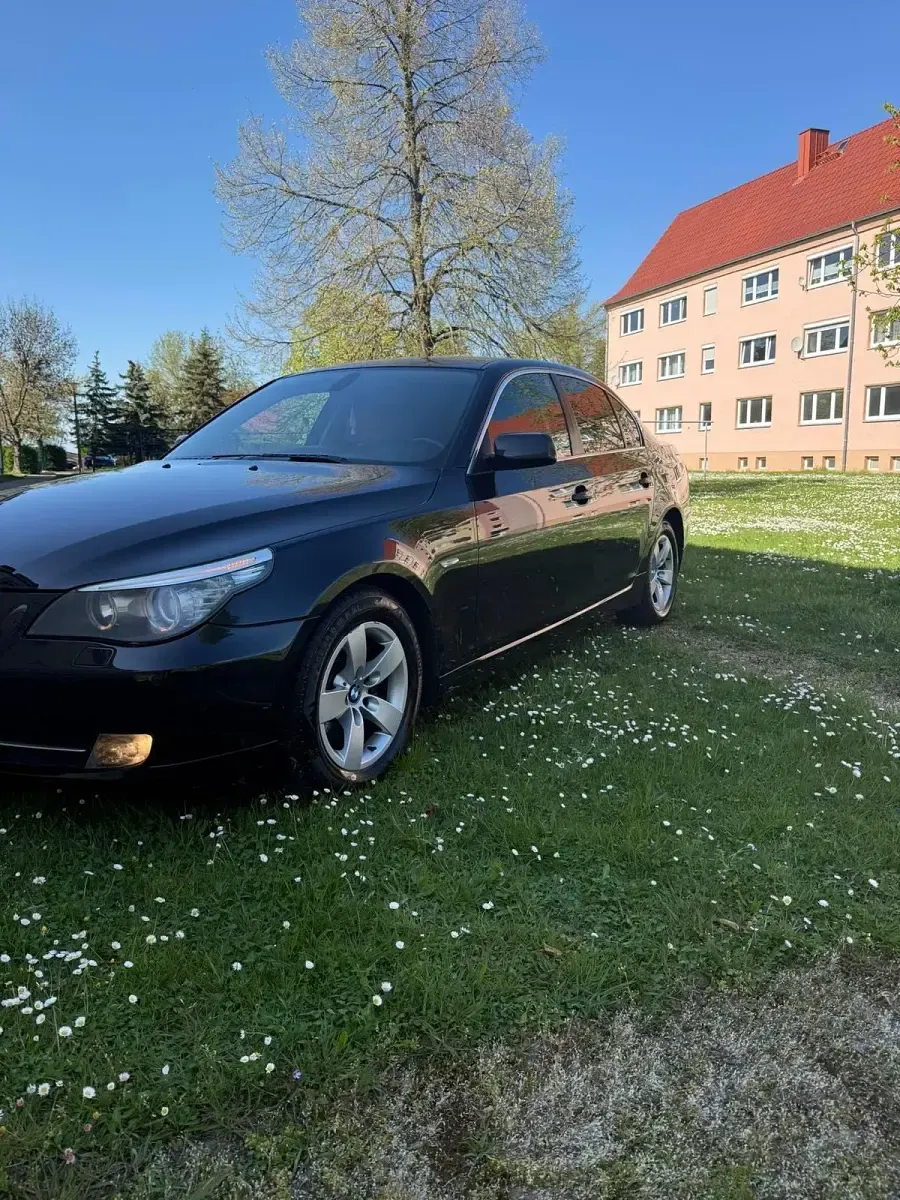 Brugt BMW 525 218 HK (160 kW) 2008 Sort Sedan