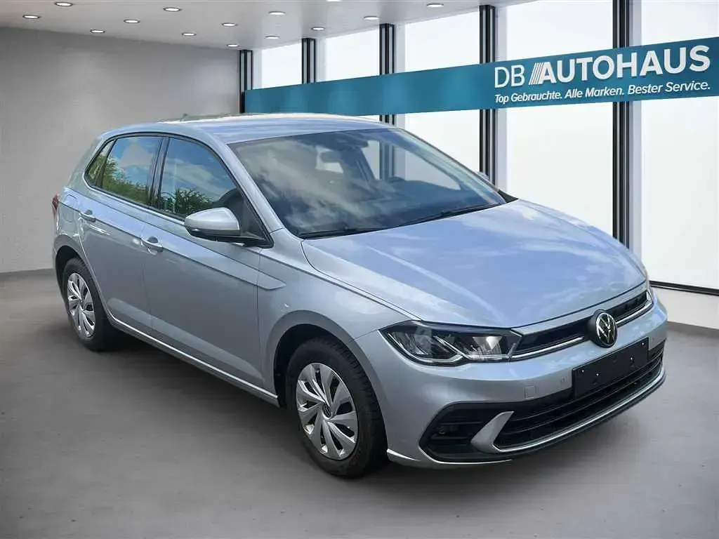 Gebraucht VW Polo Life 95 PS (69 kW) 2023 Silber Kleinwagen