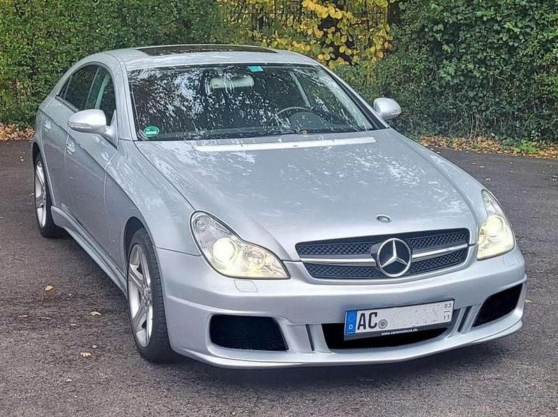 Silber Gebraucht 2007 Mercedes CLS500 Coupé | 15.990 € (Fairer Preis) - Bild 1/4