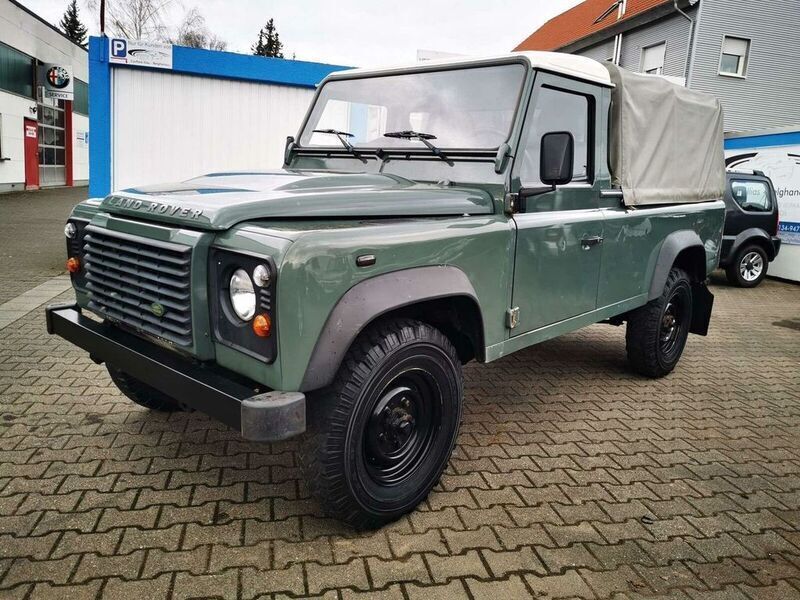 Gebraucht Land Rover Defender 122 PS (89 kW) 2011 Grün SUV