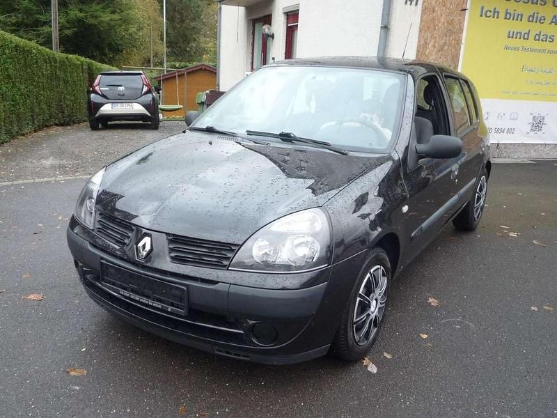 Gebraucht Renault Clio II Campus 58 PS (42 kW) 2005 Perlmuttschwarz Kleinwagen