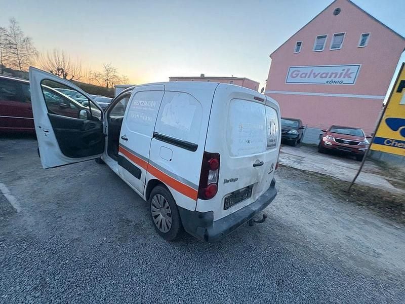 Gebraucht Citroën Berlingo Attraction 75 PS (55 kW) 2013 Weiß Van / Kleinbus