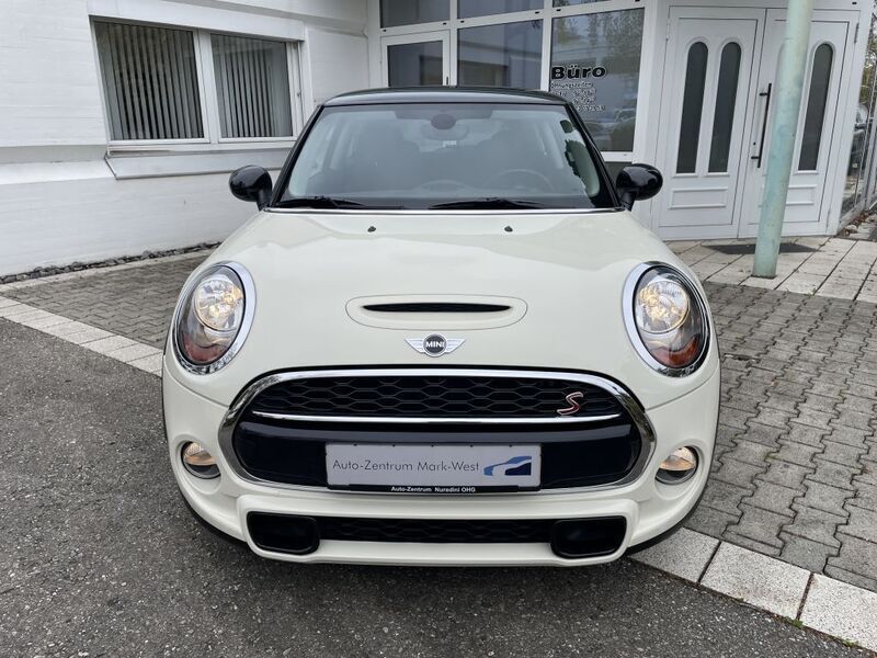 Gebraucht Mini Cooper S 192 PS (141 kW) 2015 Pepper white Kleinwagen