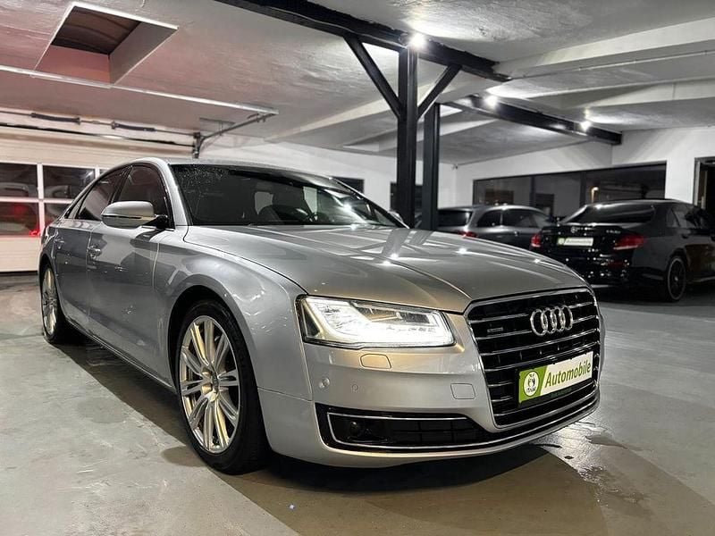 Silber Gebraucht 2015 Audi A8 Sport Limousine | 20.999 € (Superpreis) - Bild 1/4