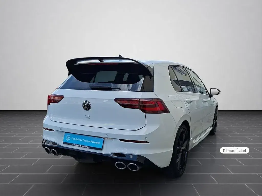 Gebraucht VW Golf VIII R 333 PS (244 kW) 2023 Pure white Limousine