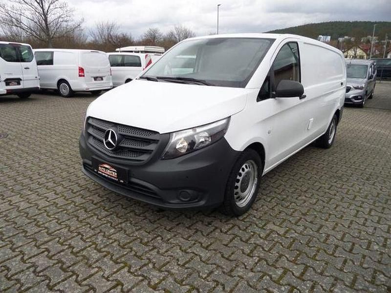 Gebraucht Mercedes Vito 163 PS (119 kW) 2019 Arktikweiss Van