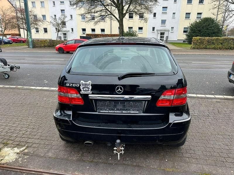 Gebraucht Mercedes B200 136 PS (100 kW) 2005 Schwarz Van / Kleinbus