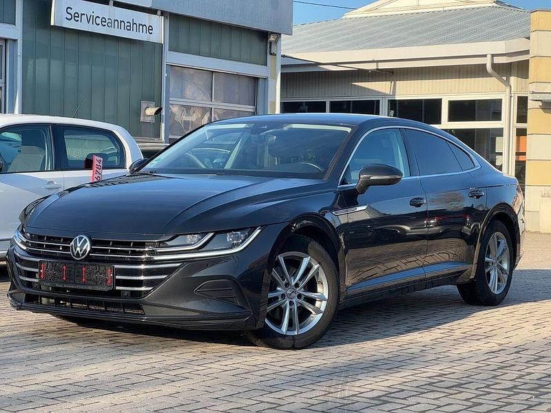 Gebraucht VW Arteon 150 PS (110 kW) 2022 Grau Limousine