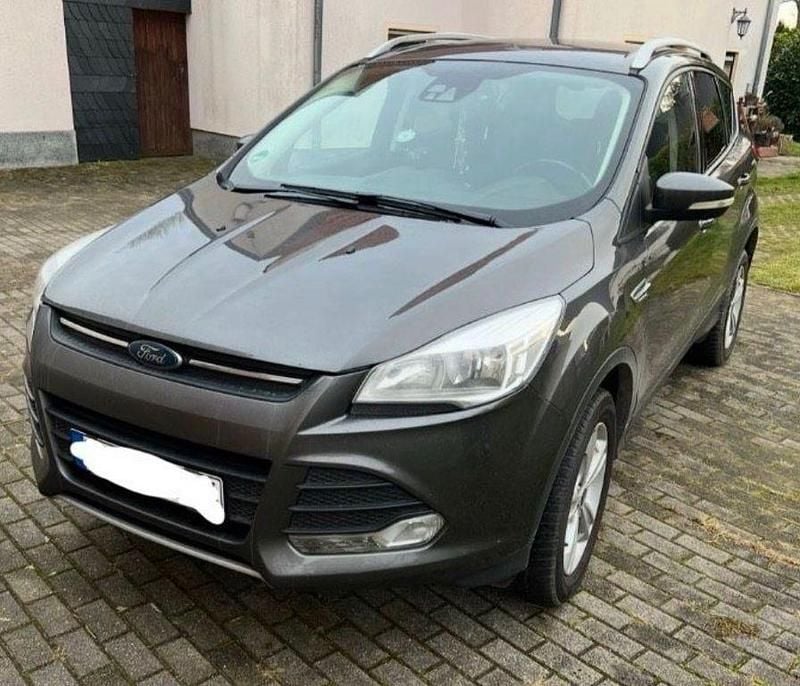 Gebraucht Ford Kuga SYNC Edition 150 PS (110 kW) 2016 Grau SUV