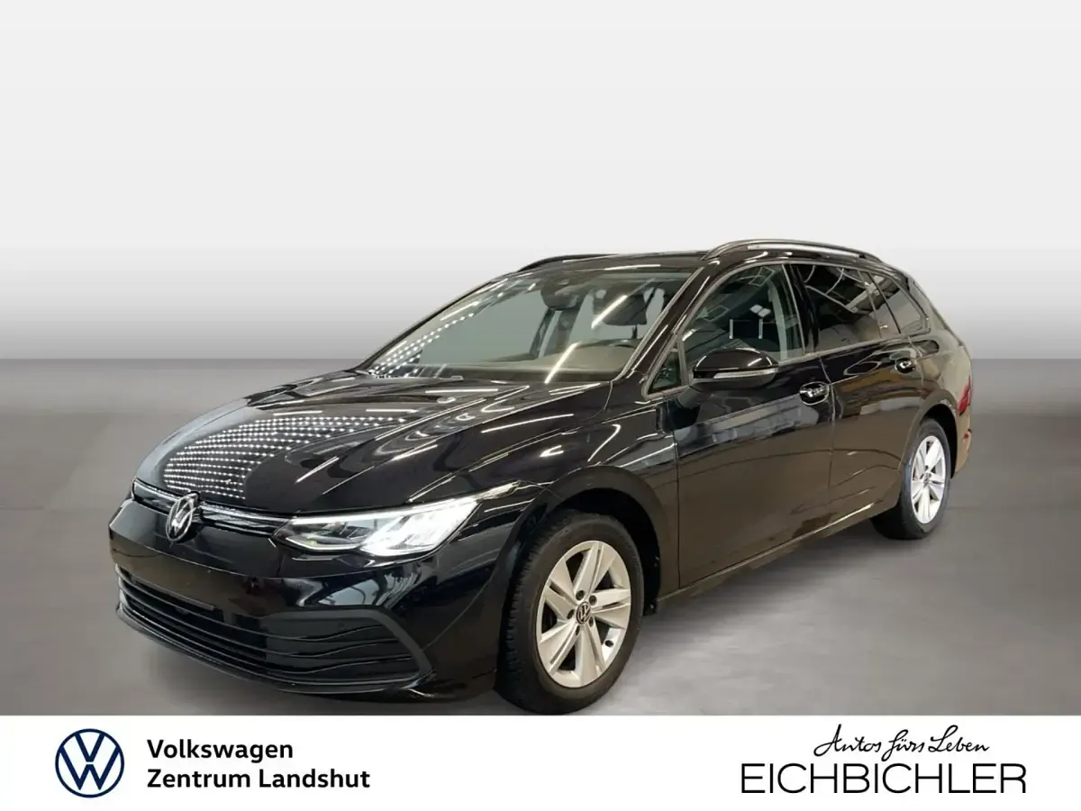 Gebraucht VW Golf VIII Life 150 PS (110 kW) 2021 Kombi