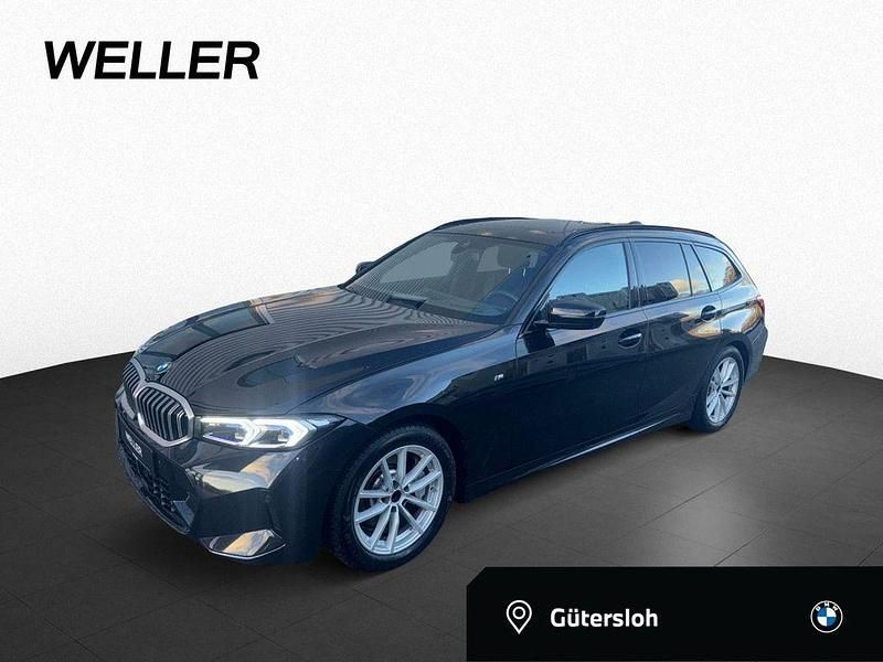 Black sapphire (schwarz) Gebraucht 2025 BMW 330 M Sport Kombi | 41.490 € (Fairer Preis) - Bild 1/4