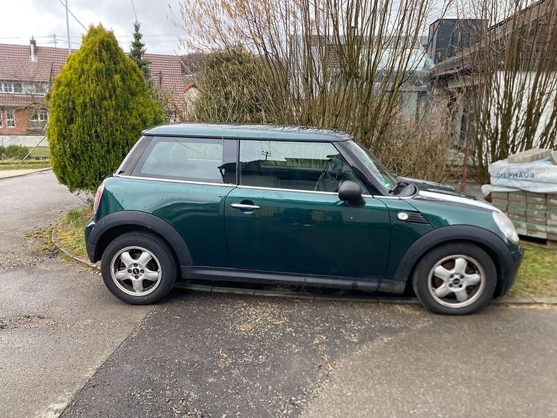 Used Mini ONE 95 HP (69 kW) 2009 Green Hatchback