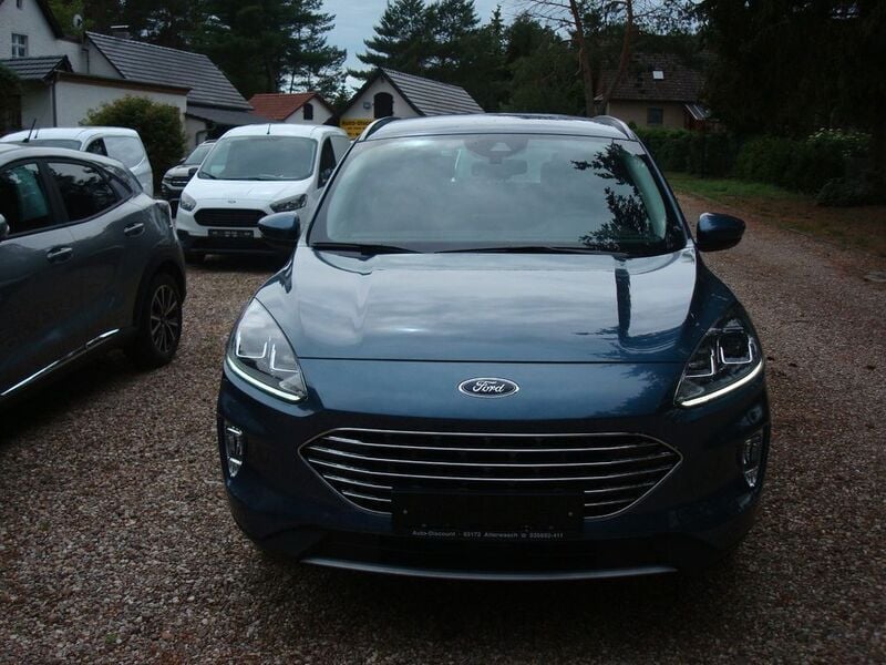 Gebraucht Ford Kuga Titanium 150 PS (110 kW) 2022 Chromablau metallic SUV