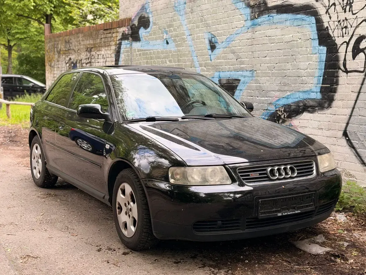 Gebraucht Audi A3 102 PS (75 kW) 2002 Schwarz Kleinwagen