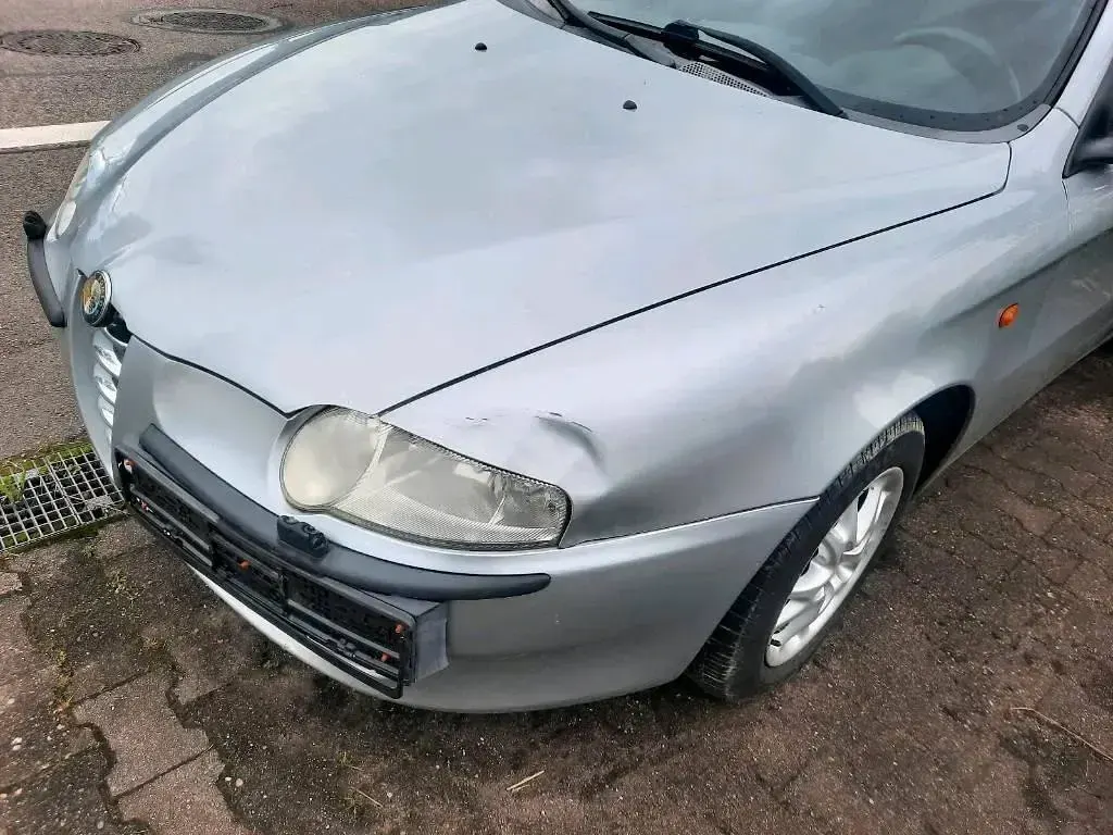 Occasion Alfa Romeo 147 105 ch (77 kW) 2004 Argent Citadine