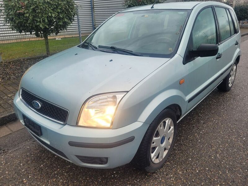 Gebraucht Ford Fusion 80 PS (58 kW) 2004 Silber Limousine