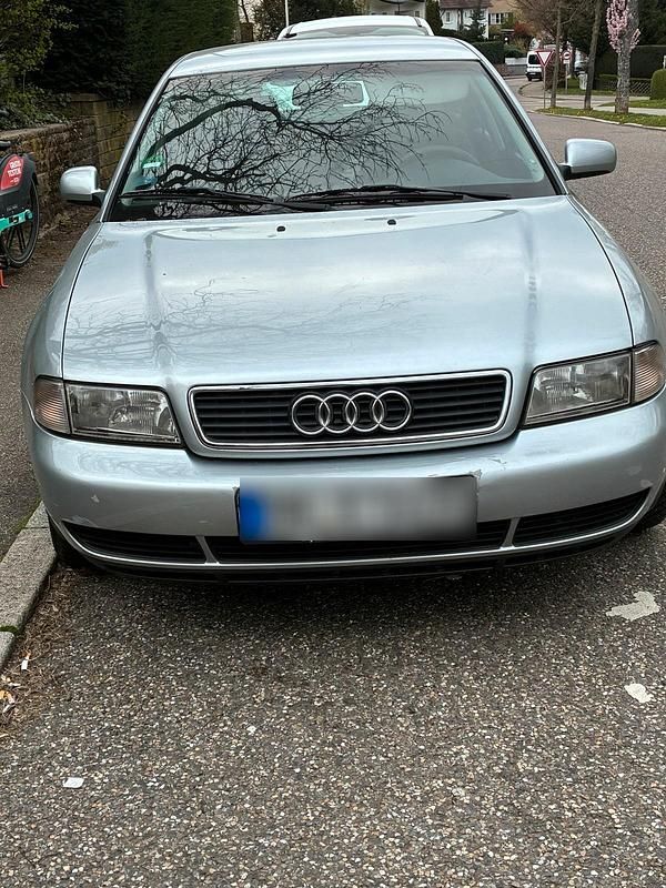 Gebraucht Audi A4 150 PS (110 kW) 1997 Silber Limousine