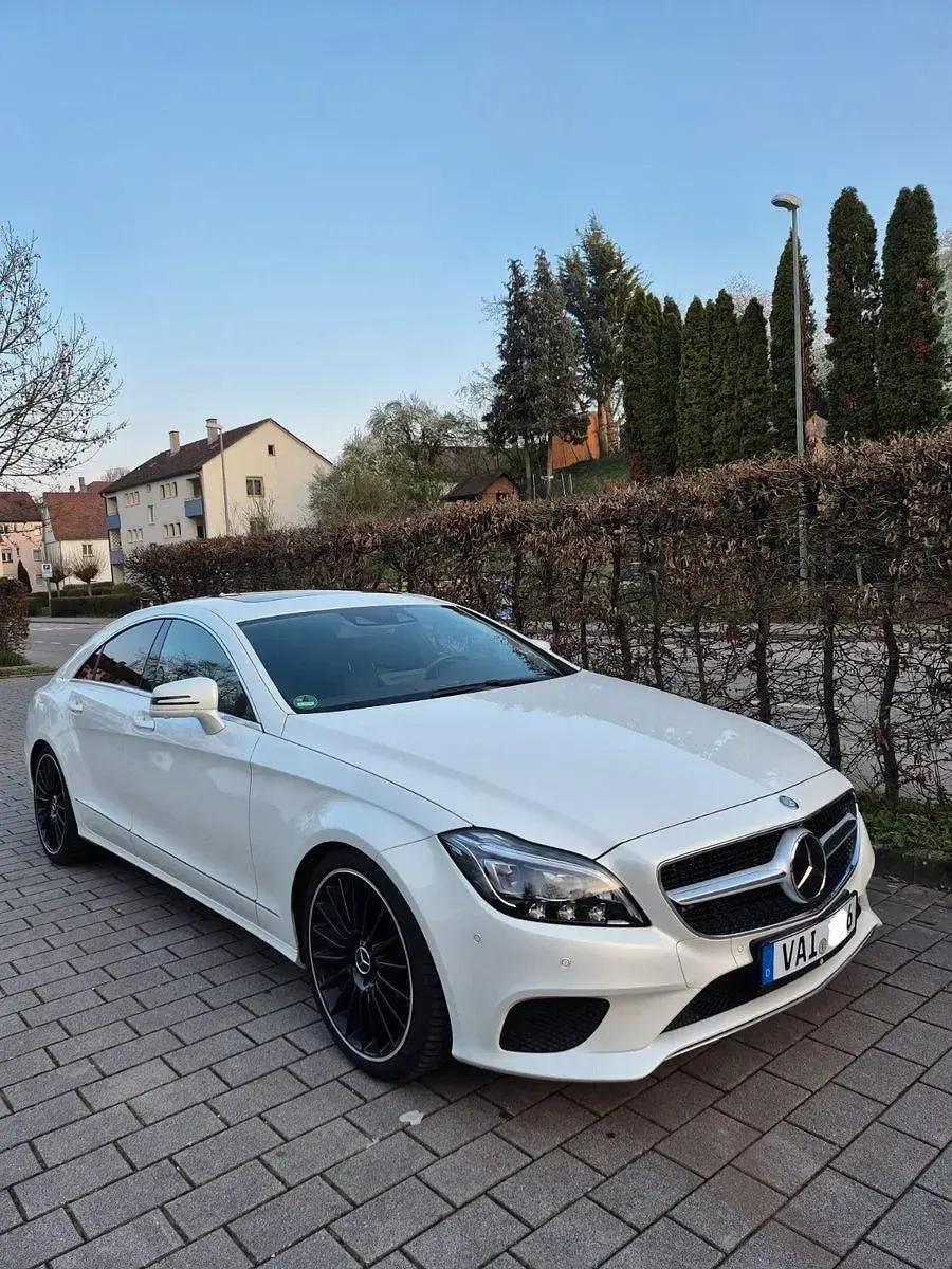 Gebraucht Mercedes CLS250 204 PS (150 kW) 2015 Weiß Coupé