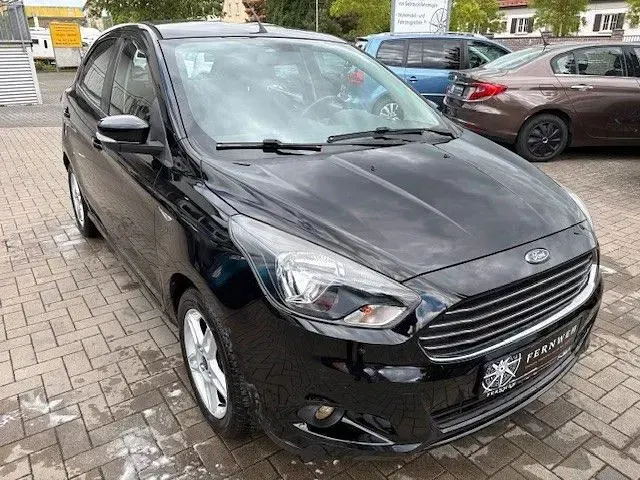 Gebraucht Ford Ka Plus Cool & Sound Edition 86 PS (63 kW) 2017 Schwarz Kleinwagen