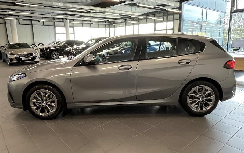 Gebraucht BMW 118 Shadowline 150 PS (110 kW) 2025 Grau Kleinwagen