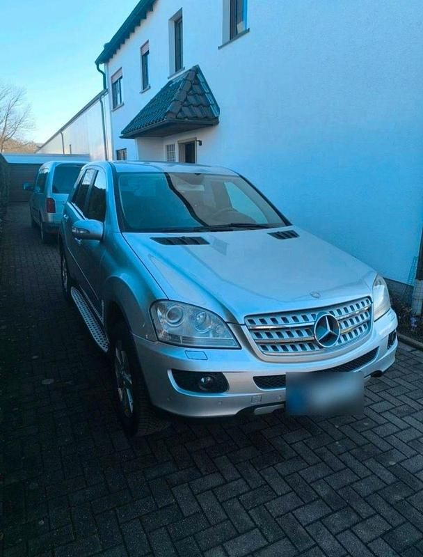Gebraucht Mercedes ML280 190 PS (139 kW) 2006 Silber SUV
