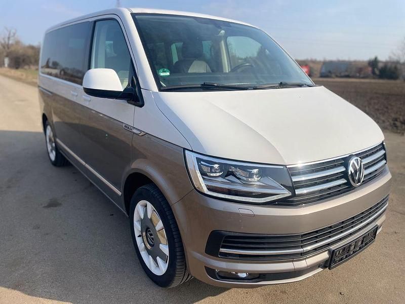 Używany VW T6 Highline 204 KM (150 kW) 2017 Zielony Van