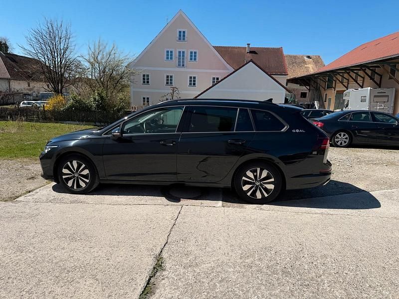 Second-hand VW Golf VIII Goal 150 CP (110 kW) 2024 Negru Break