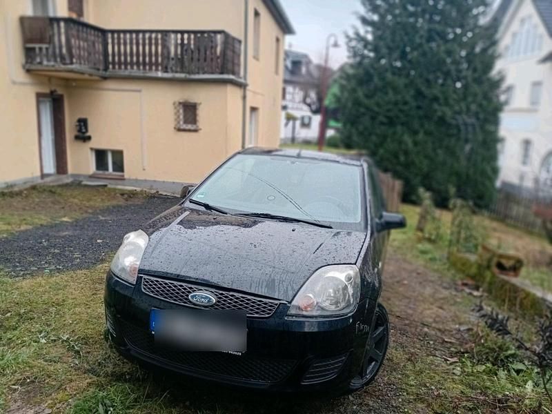 Gebraucht Ford Fiesta 68 PS (50 kW) 2007 Schwarz Kleinwagen