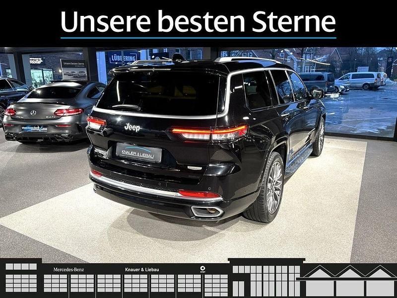 Gebraucht Jeep Grand Cherokee Summit 364 PS (267 kW) 2022 Diamond black crystal p/c SUV
