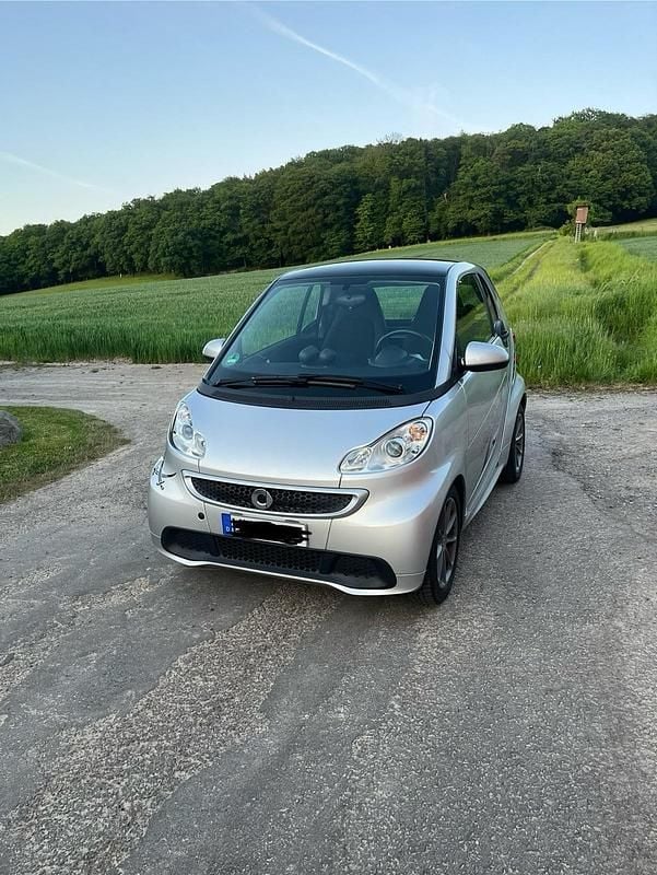 Silber Gebraucht 2012 Smart ForTwo Coupé Passion Coupé | 4.349 € (Guter Preis) - Bild 1/4
