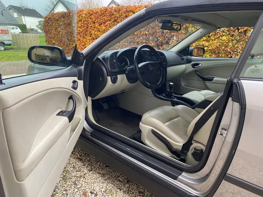 Gebraucht Saab 9-3 Cabriolet Vector 150 PS (110 kW) 2005 Cabrio