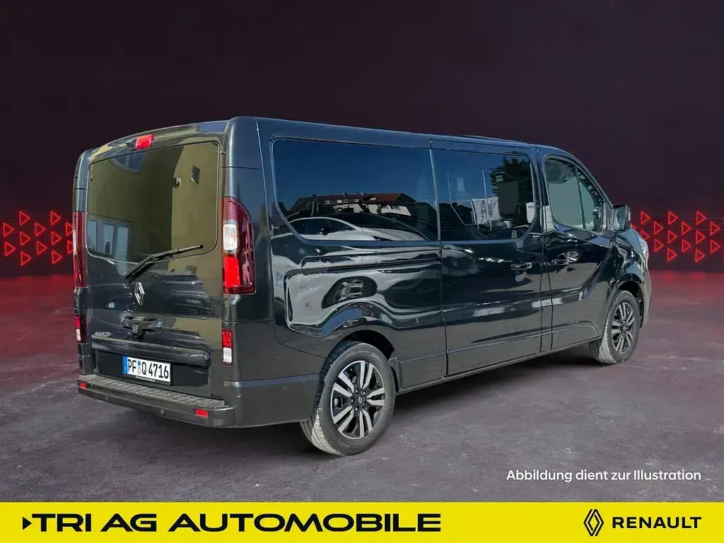 Gebraucht Renault Trafic Signature 150 PS (110 kW) 2025 Tenebro schwarz Van / Kleinbus