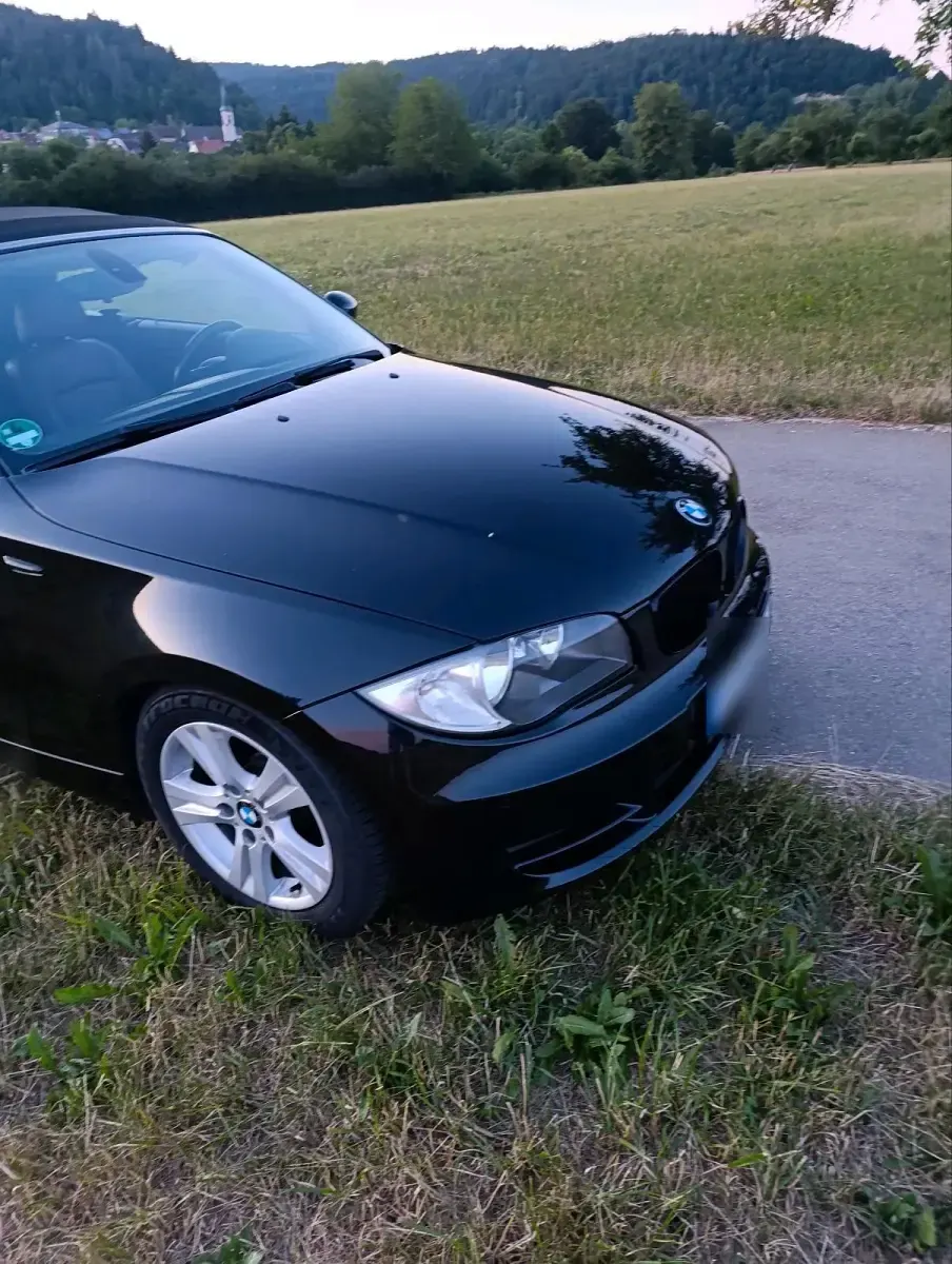 Gebraucht BMW 118 Cabriolet 143 PS (105 kW) 2009 Schwarz Cabrio