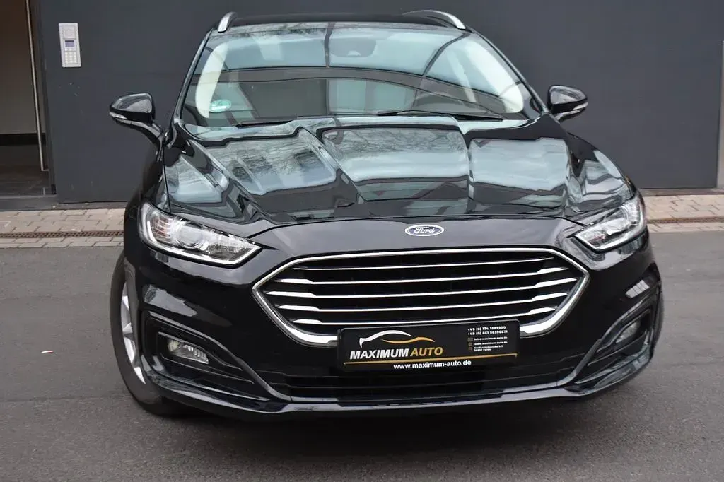 Gebraucht Ford Mondeo 150 PS (110 kW) 2020 Schwarz Limousine