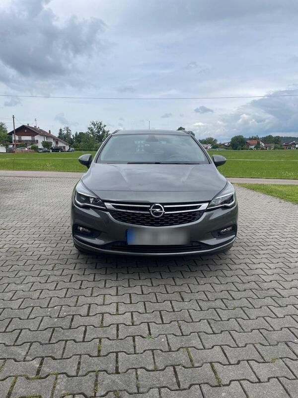 Grau Gebraucht 2019 Opel Astra Edition Kombi | 12.900 € (Etwas zu teuer) - Bild 1/4