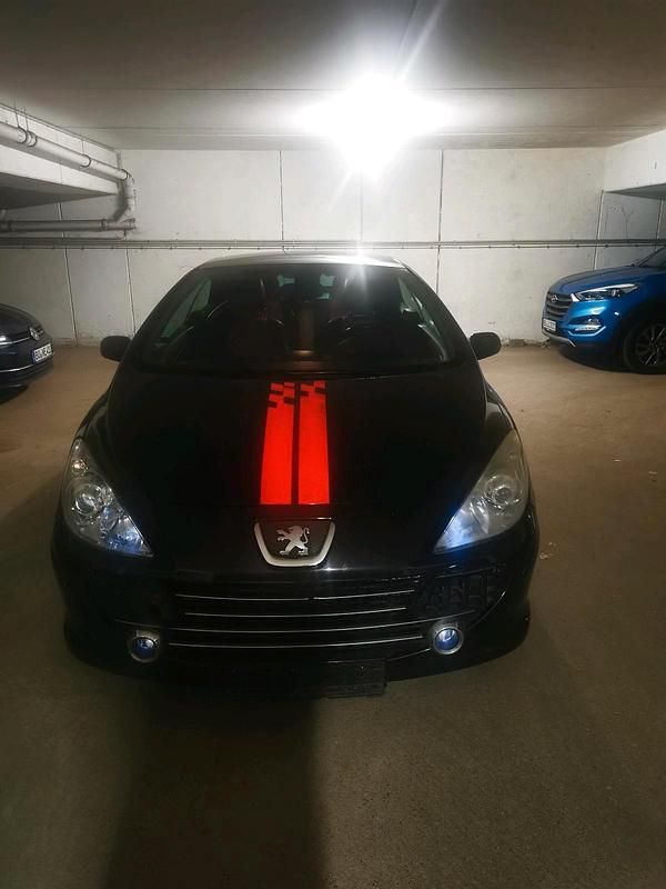 Schwarz Gebraucht 2006 Peugeot 307 CC Cabrio | 2.000 € (Fairer Preis) - Bild 1/4