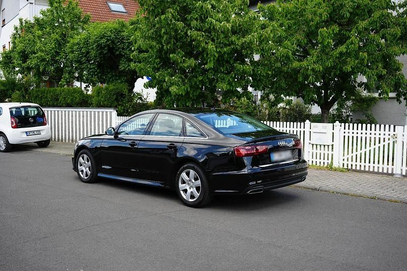 Używany Audi A6 Ambiente 218 KM (160 kW) 2017 Czarny Sedan/Limuzyna