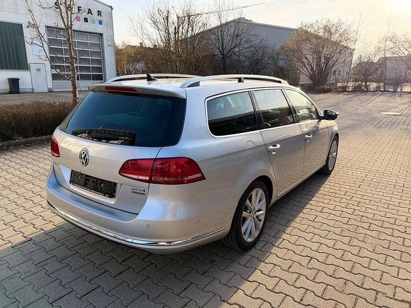 Gebraucht VW Passat Highline 170 PS (125 kW) 2011 Silber Kombi