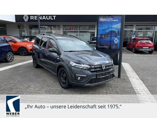 Grau Gebraucht 2022 Dacia Jogger Extreme Van / Kleinbus | 19.470 € (Guter Preis) - Bild 1/1